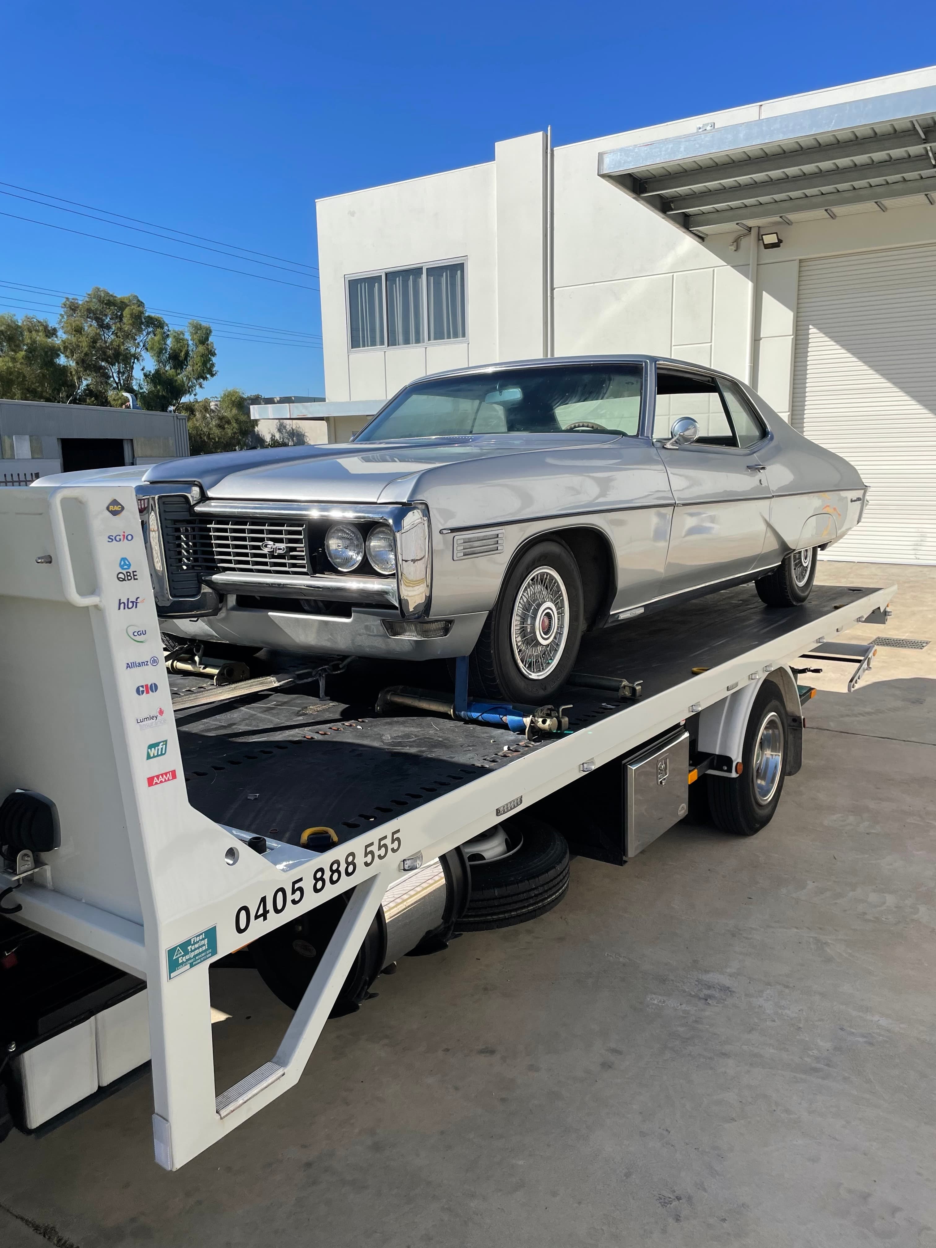 Prestige classic car towing